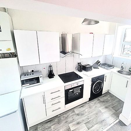 Вилла 15 Torr Mews, 15 Torr Street Бакстон Экстерьер фото